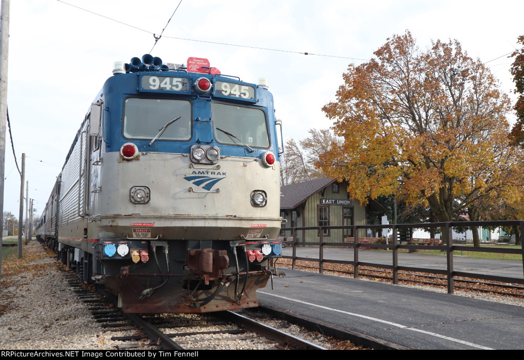 Amtrak #945